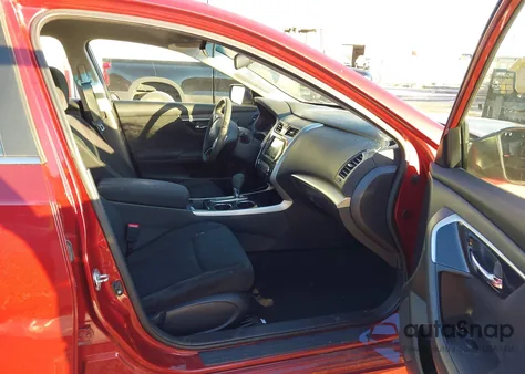 2014 Nissan Altima 2.5 S z USA, uszkodzony, nr VIN 1N4AL3AP9EN346332